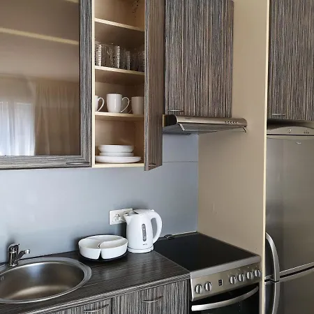Apartman Cozy Little City Penthouse With Terrace And Free Parking