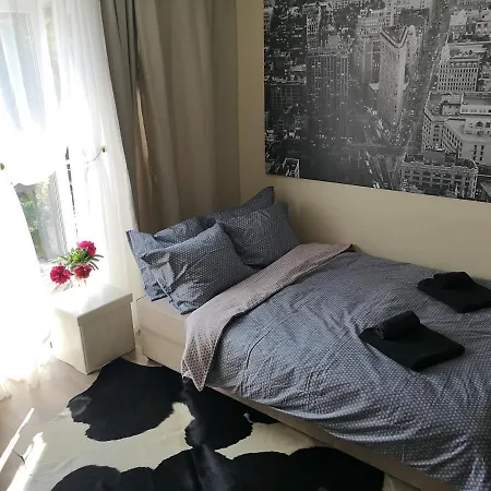 Cozy Little City Penthouse With Terrace And Free Parking Korter
