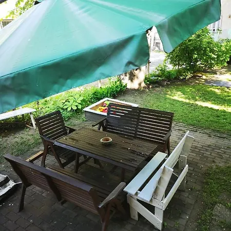 Cozy Little City Penthouse With Terrace And Free Parking Korter