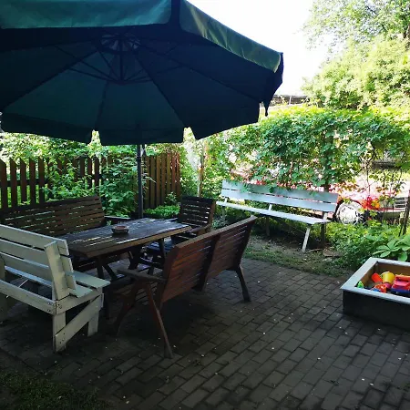 Apartmán Cozy Little City Penthouse With Terrace And Free Parking